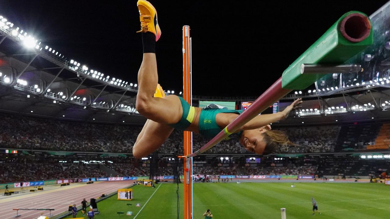 women's pole vault budapest 0012