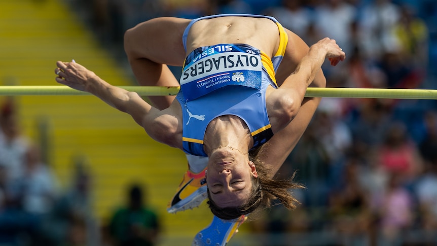 women's pole vault budapest 0044
