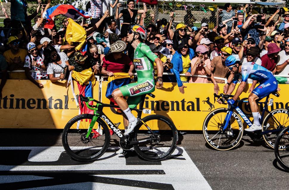 wout van aert tour de france 2022 0041