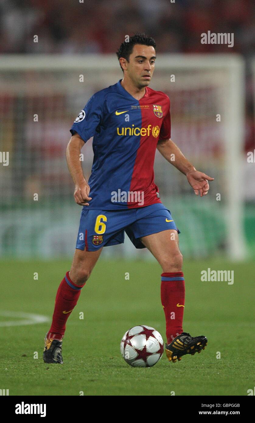 Xavi midfield mastery