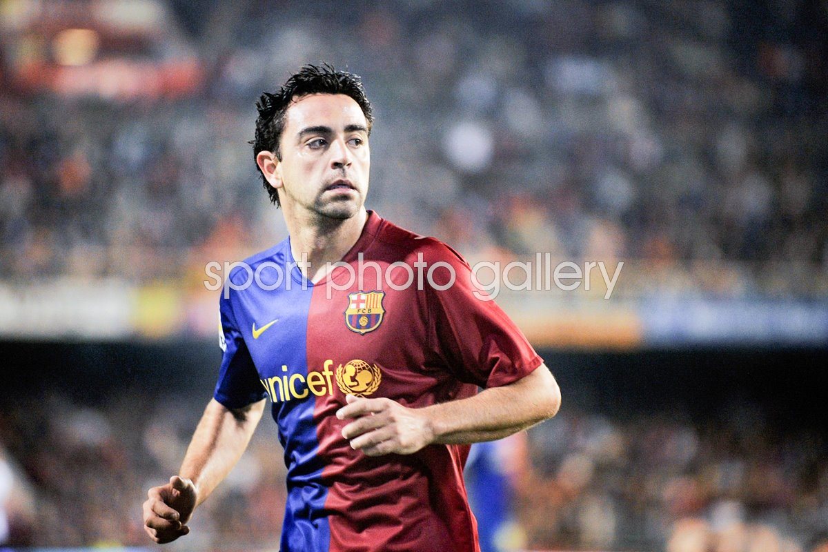Xavi passing technique