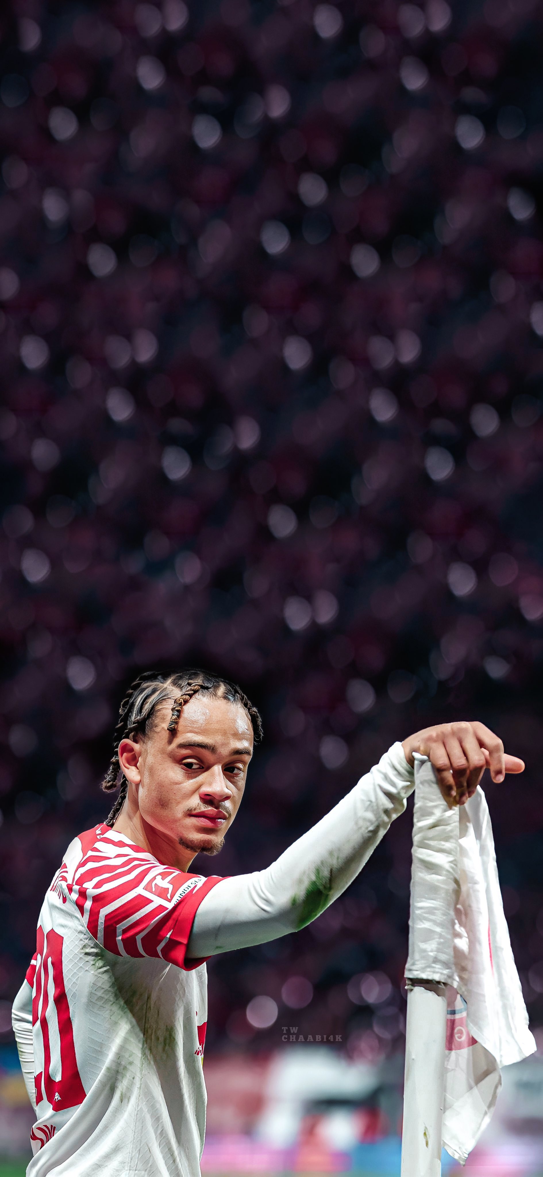Xavi Simons grid wallpaper