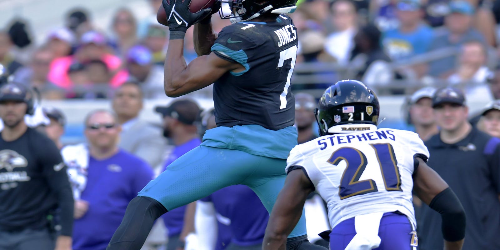 zay jones touchdown 0038