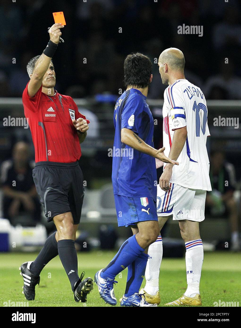 zidane red card 0025