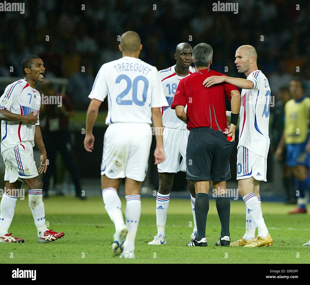 zidane red card 0089