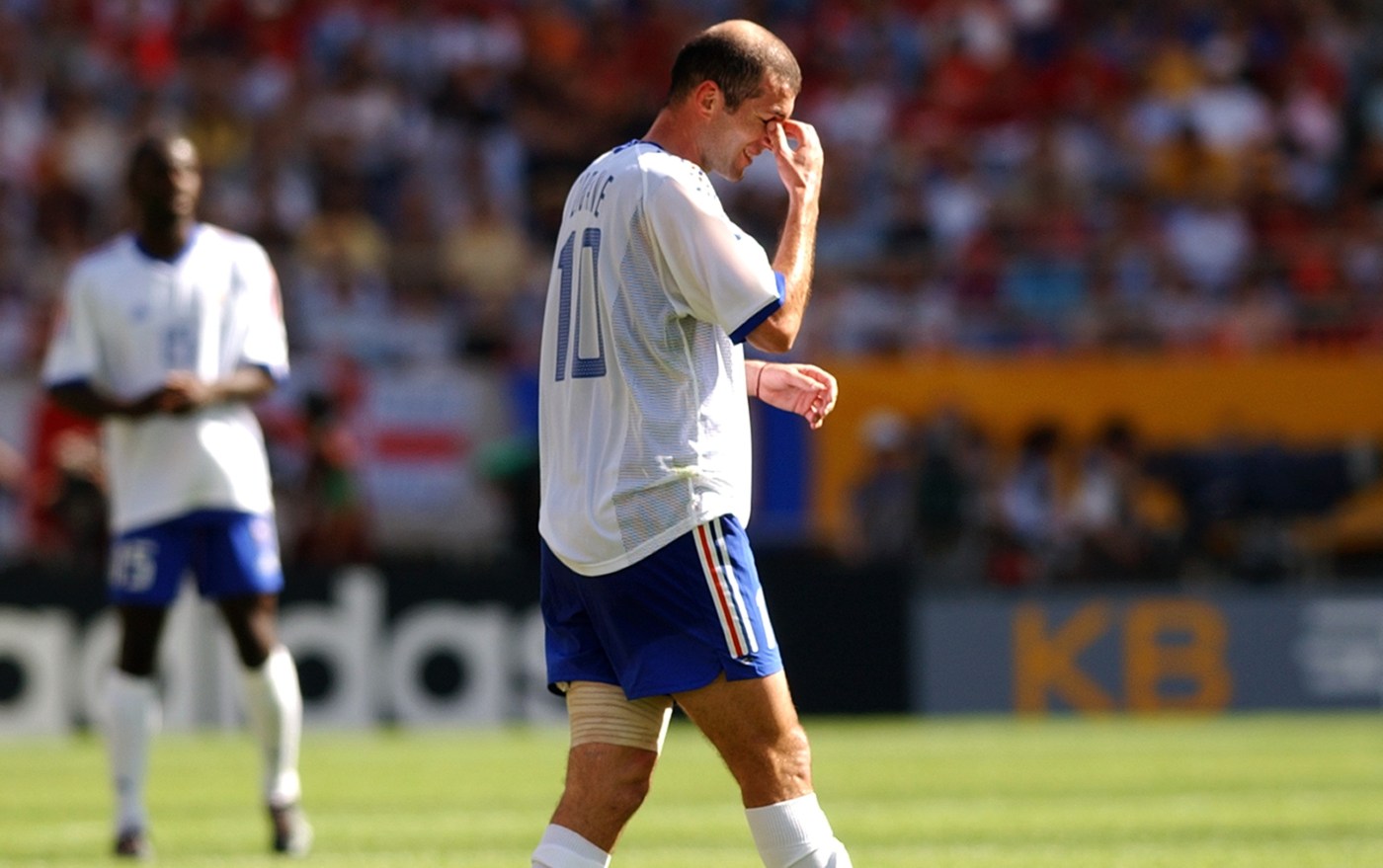 zidane walking past the world cup 0090