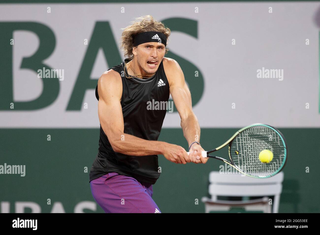 Zverev backhand analysis
