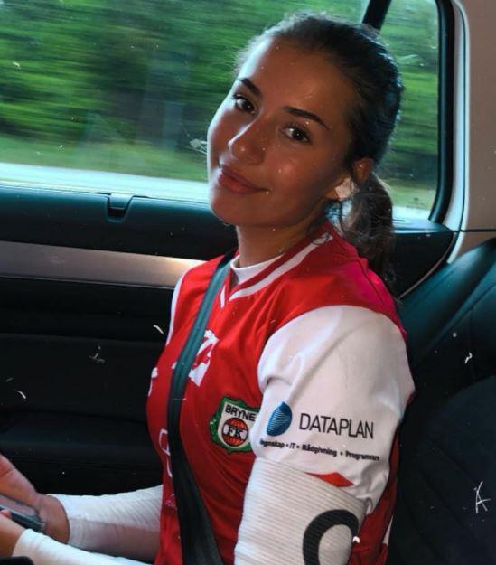 Isabel Haugseng Johansen: The Talented Football Player and Supportive Partner