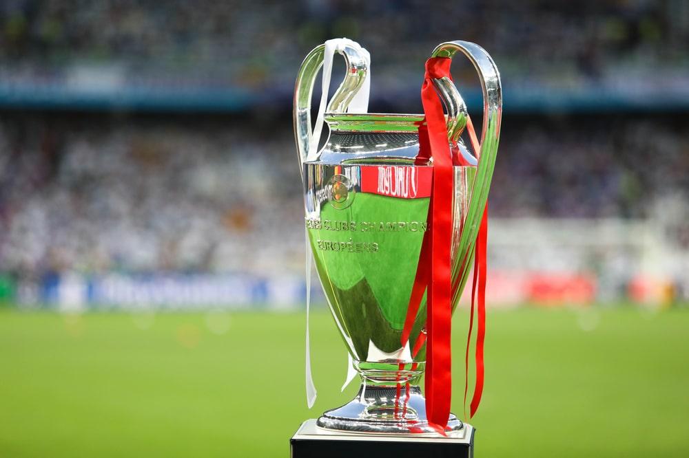 Premier League vs Champions League: Exploring the Differences