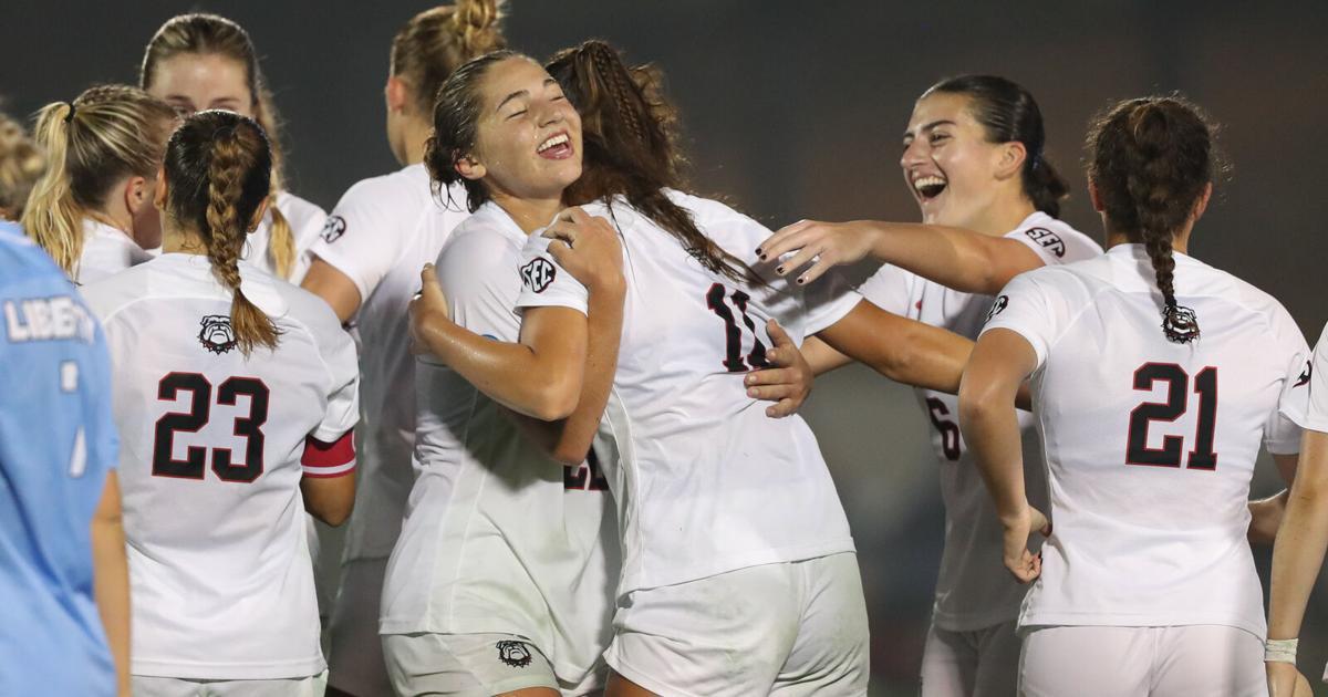 Georgia Soccer Seniors Lead Team to Sweet 16: A Historic Achievement