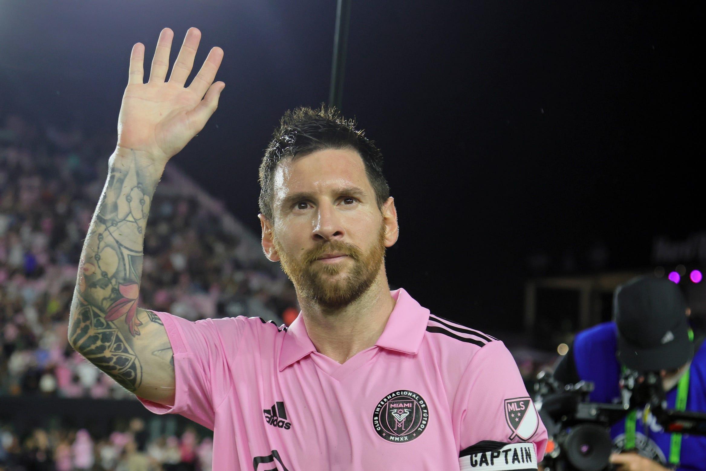 who is the richest soccer player