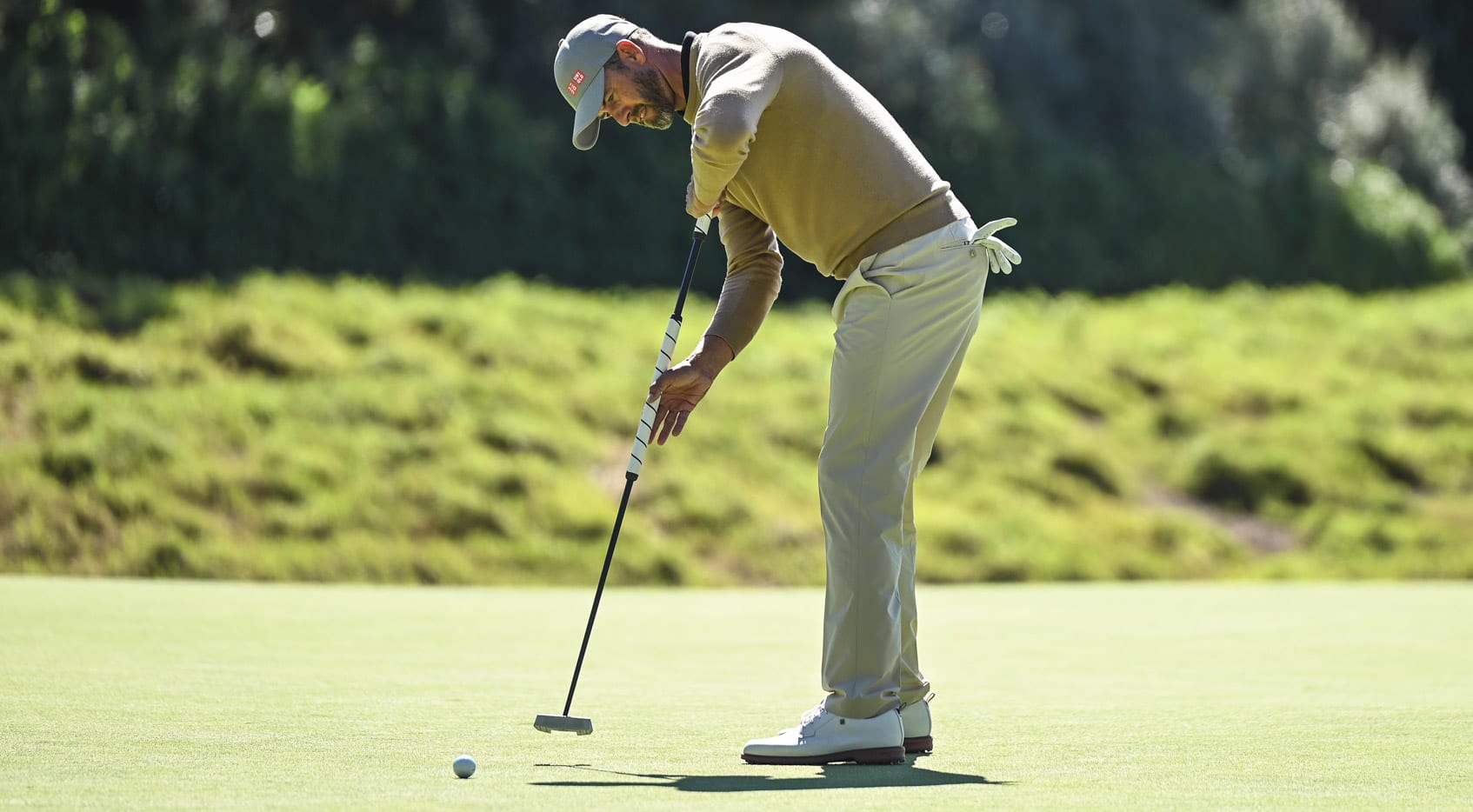 Synergetic insights into the adam scott putter 2022 performance