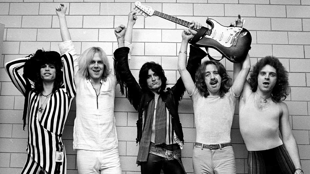 Aerosmith images showcasing record-breaking moments in music history