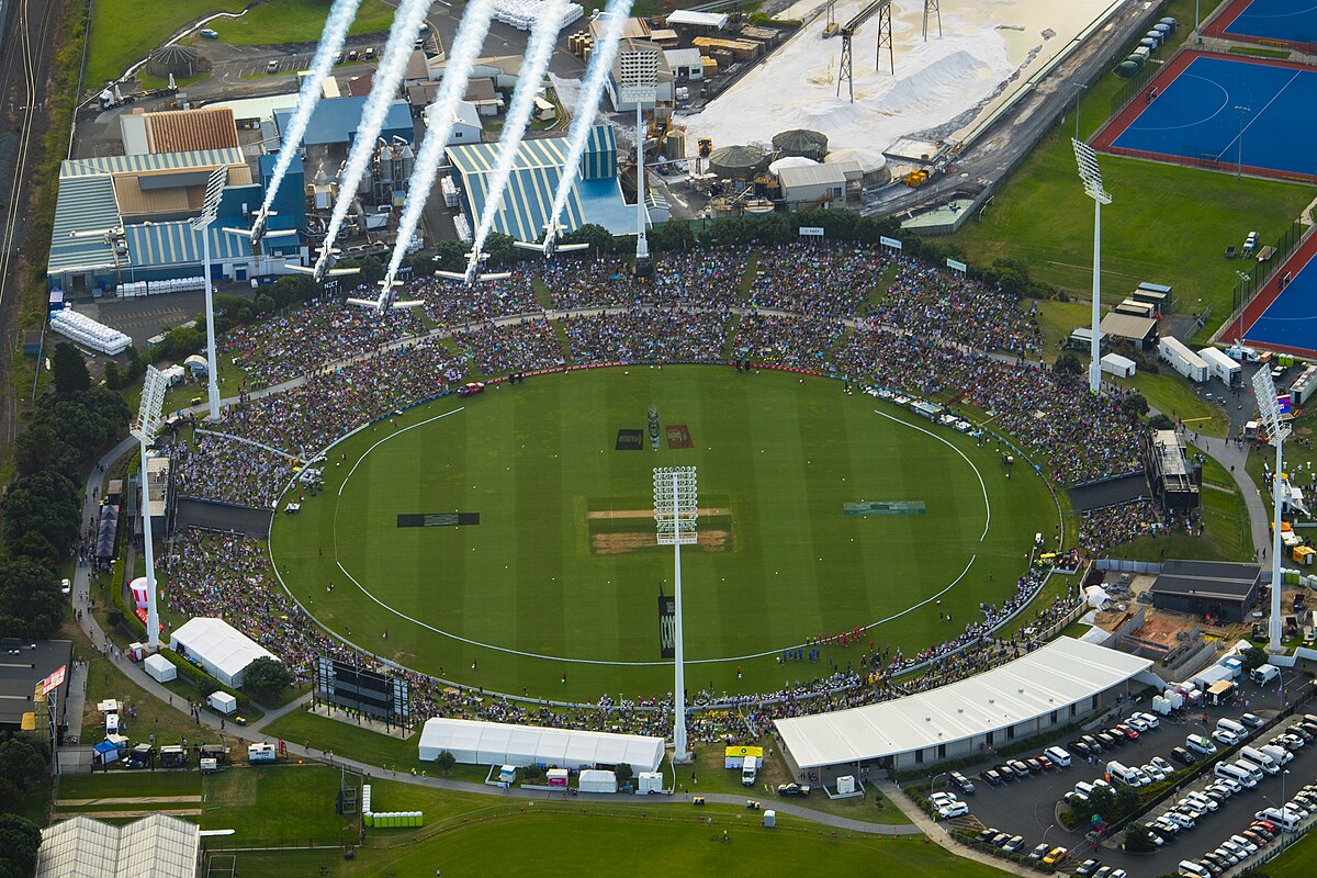 Perfect bay oval photos capturing the essence of sports action