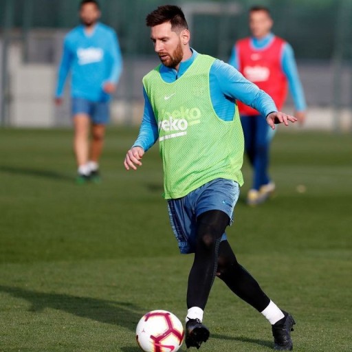 Beard messi showcases high-performance style for passionate fans