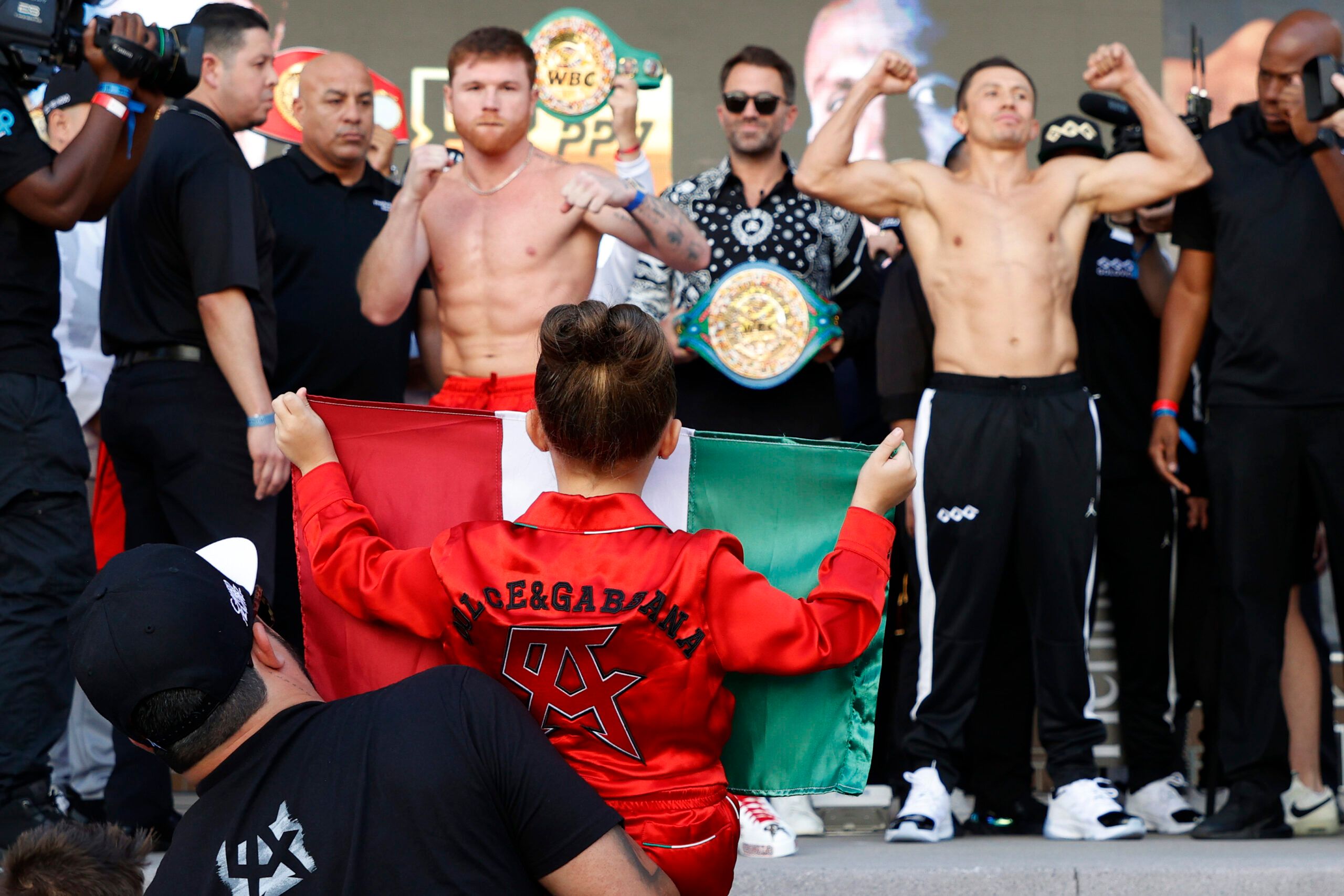 Record-breaking moments from the canelo fight 2022 you must not miss