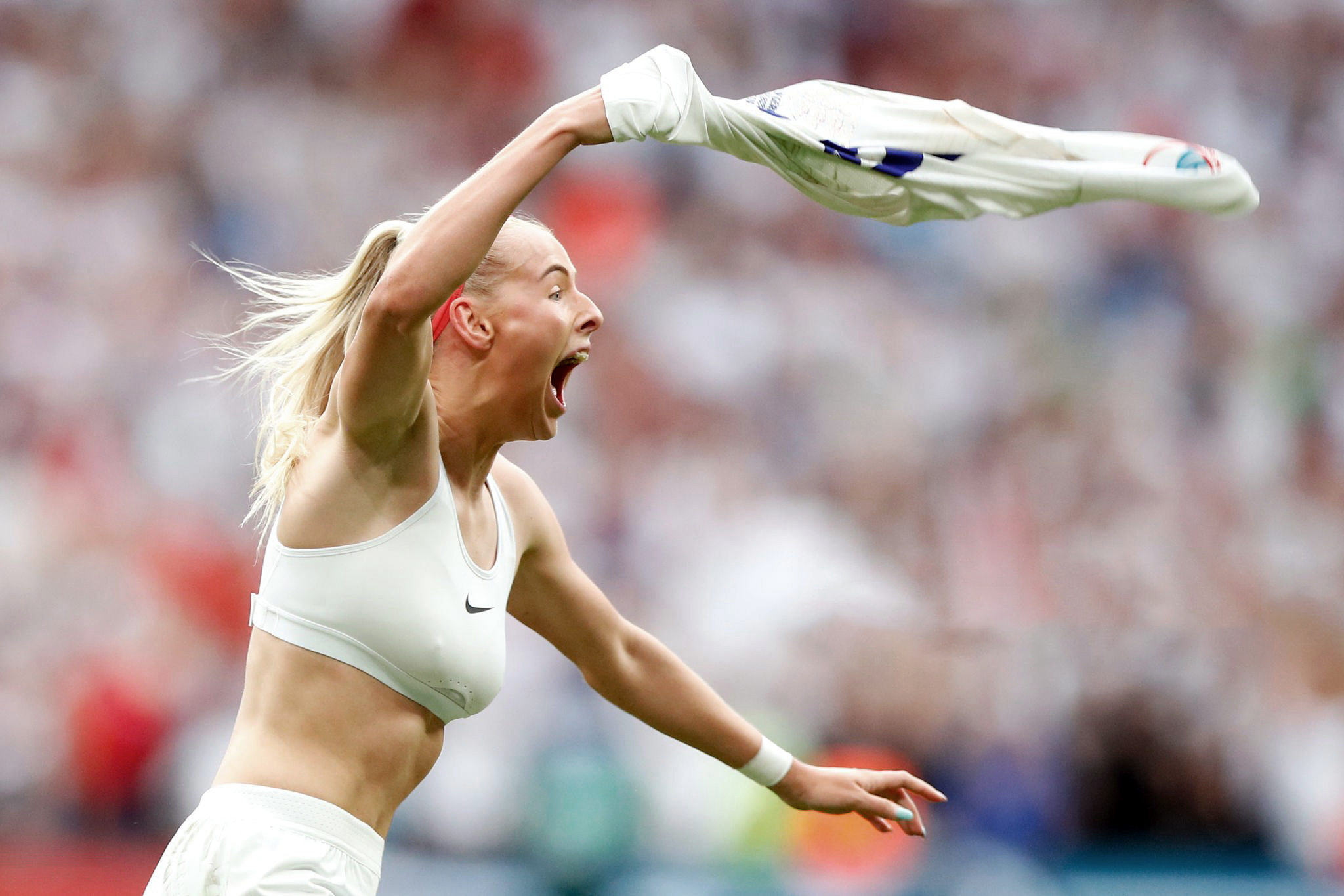 Chloe kelly england goal showcases the invincible spirit of triumph