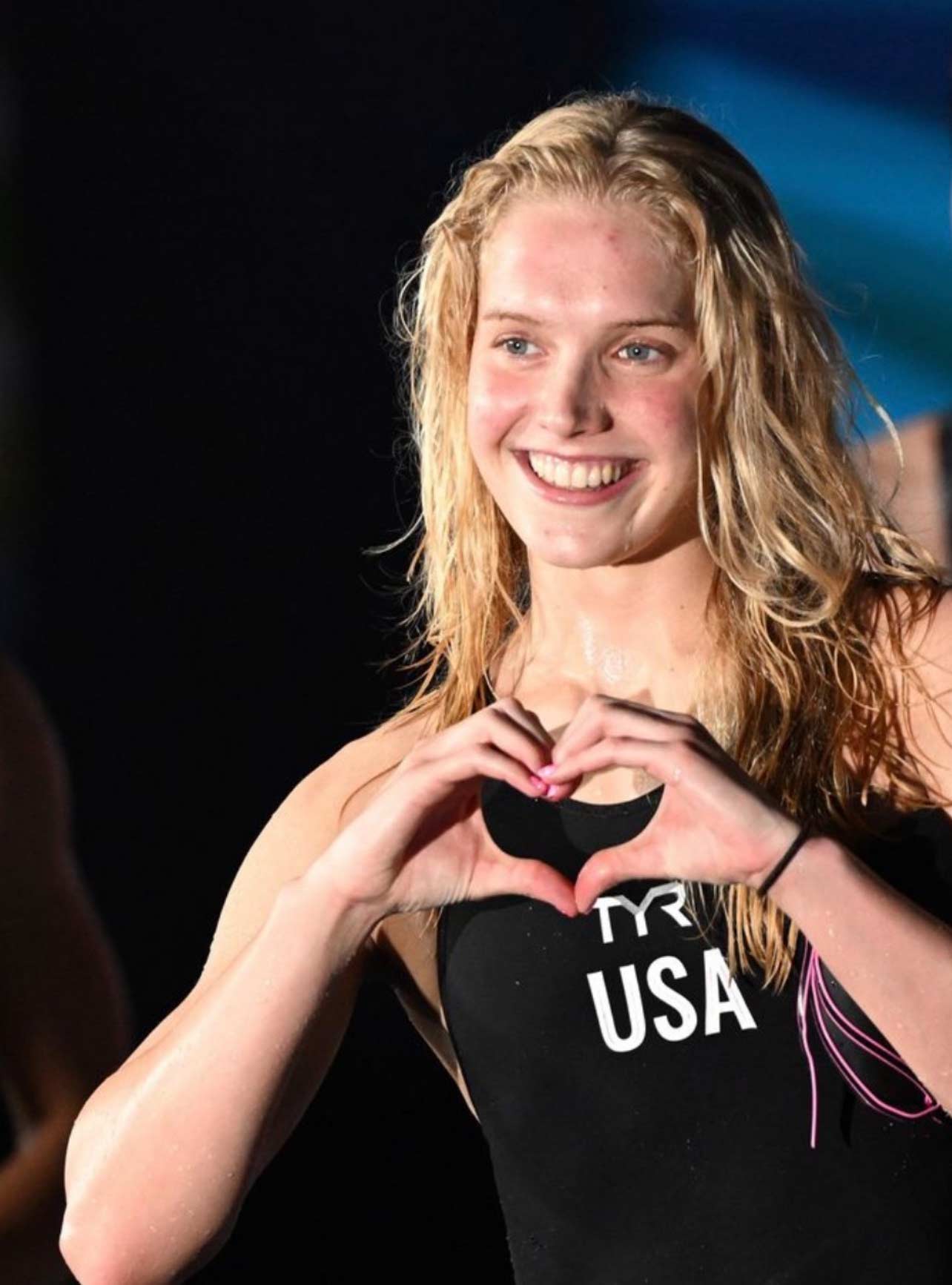 Energetic claire curzan shines at the olympics with stunning performance