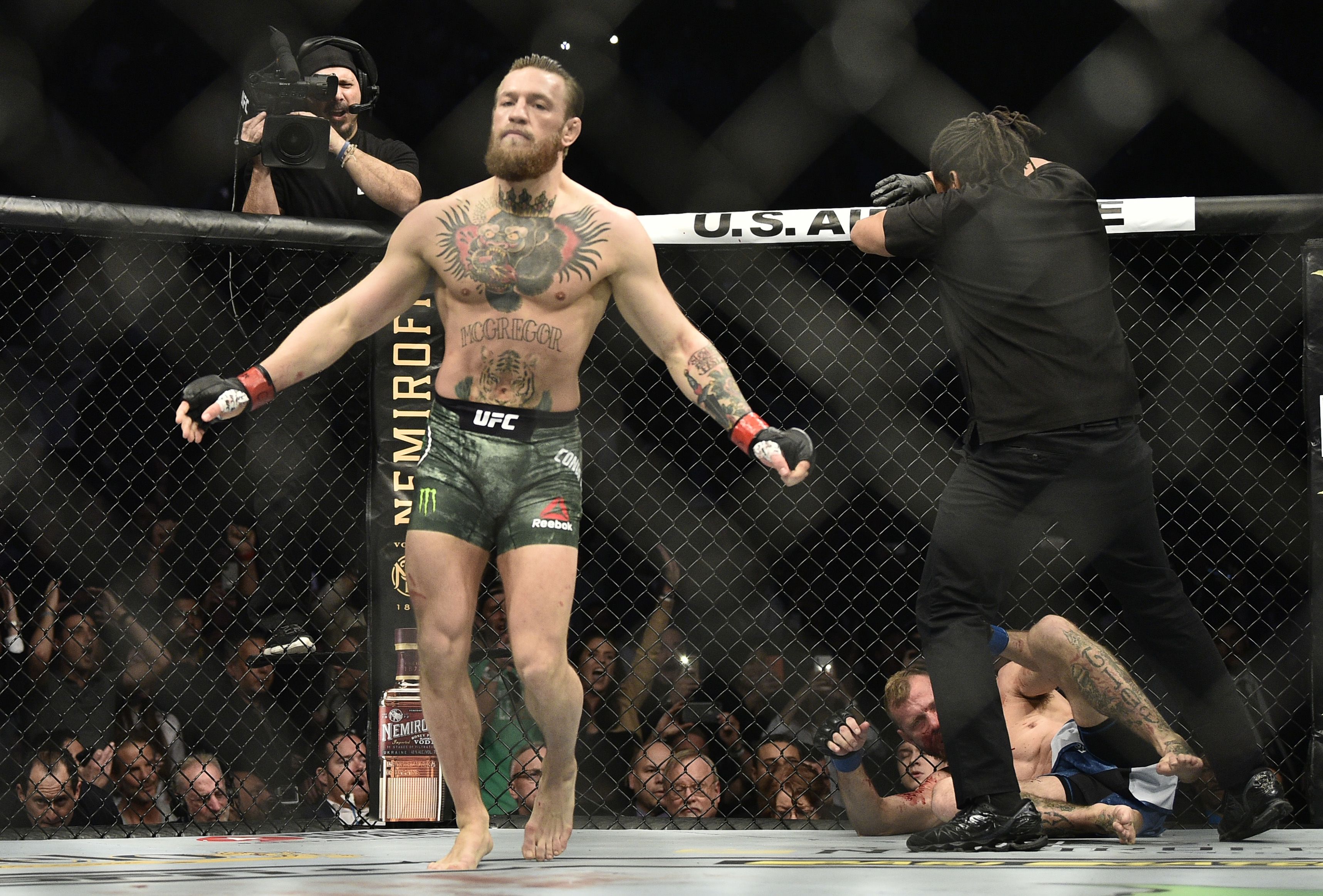 Competitive conor mcgregor vs cerrone fight highlights and analysis