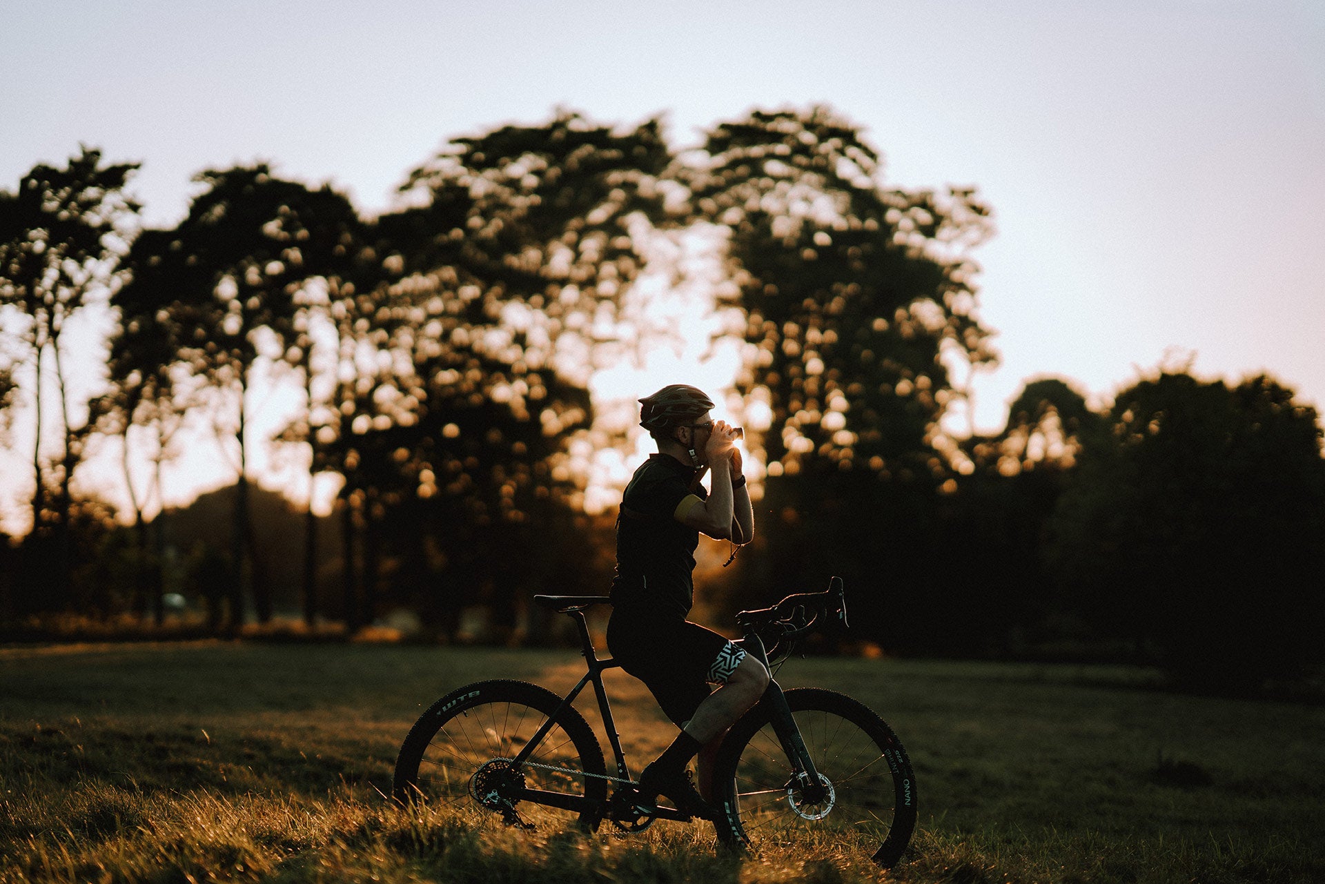 Cycling photography classic captures the spirit of the ride