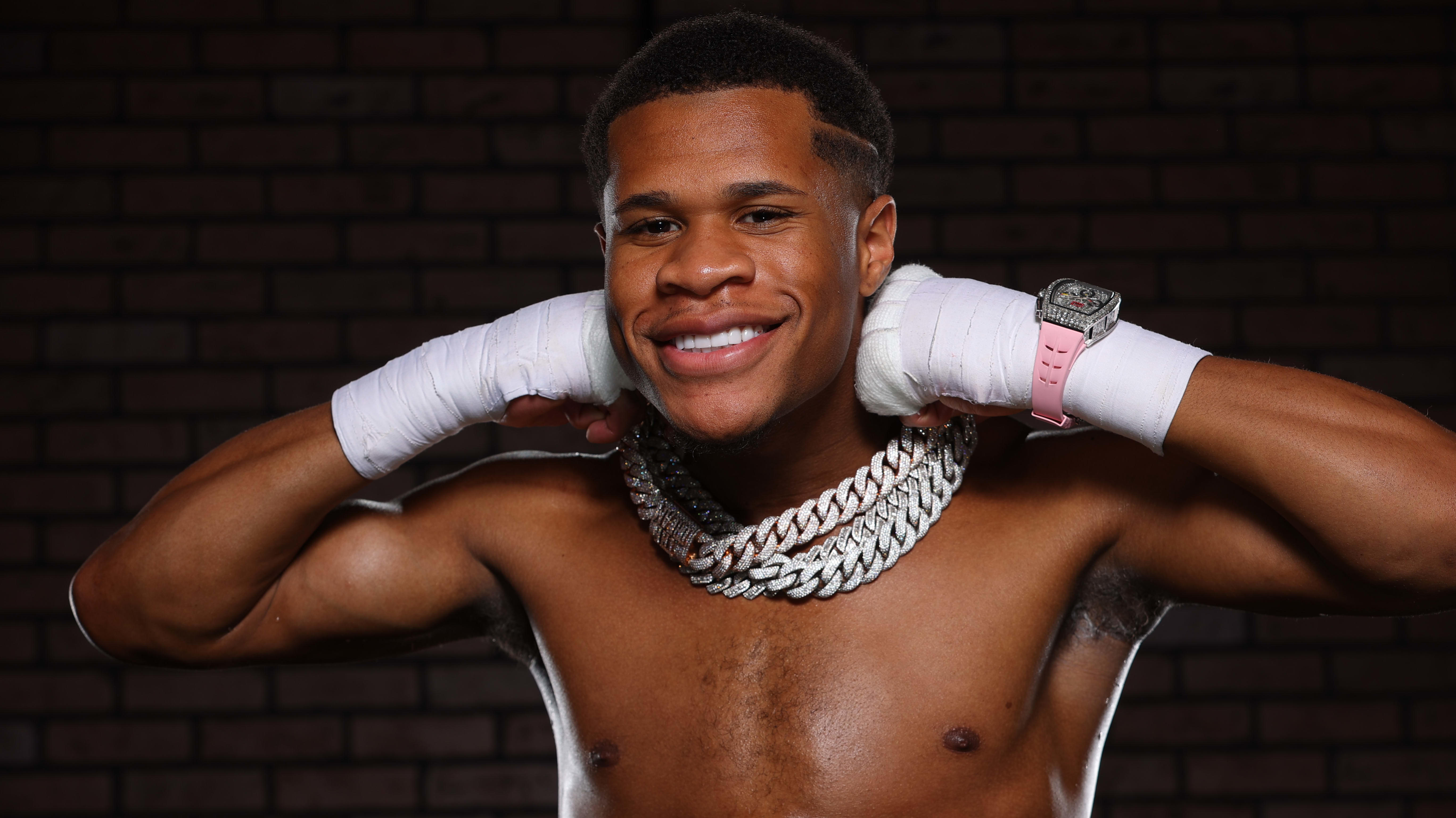 Groundbreaking devin henry boxer highlights his rise in the ring