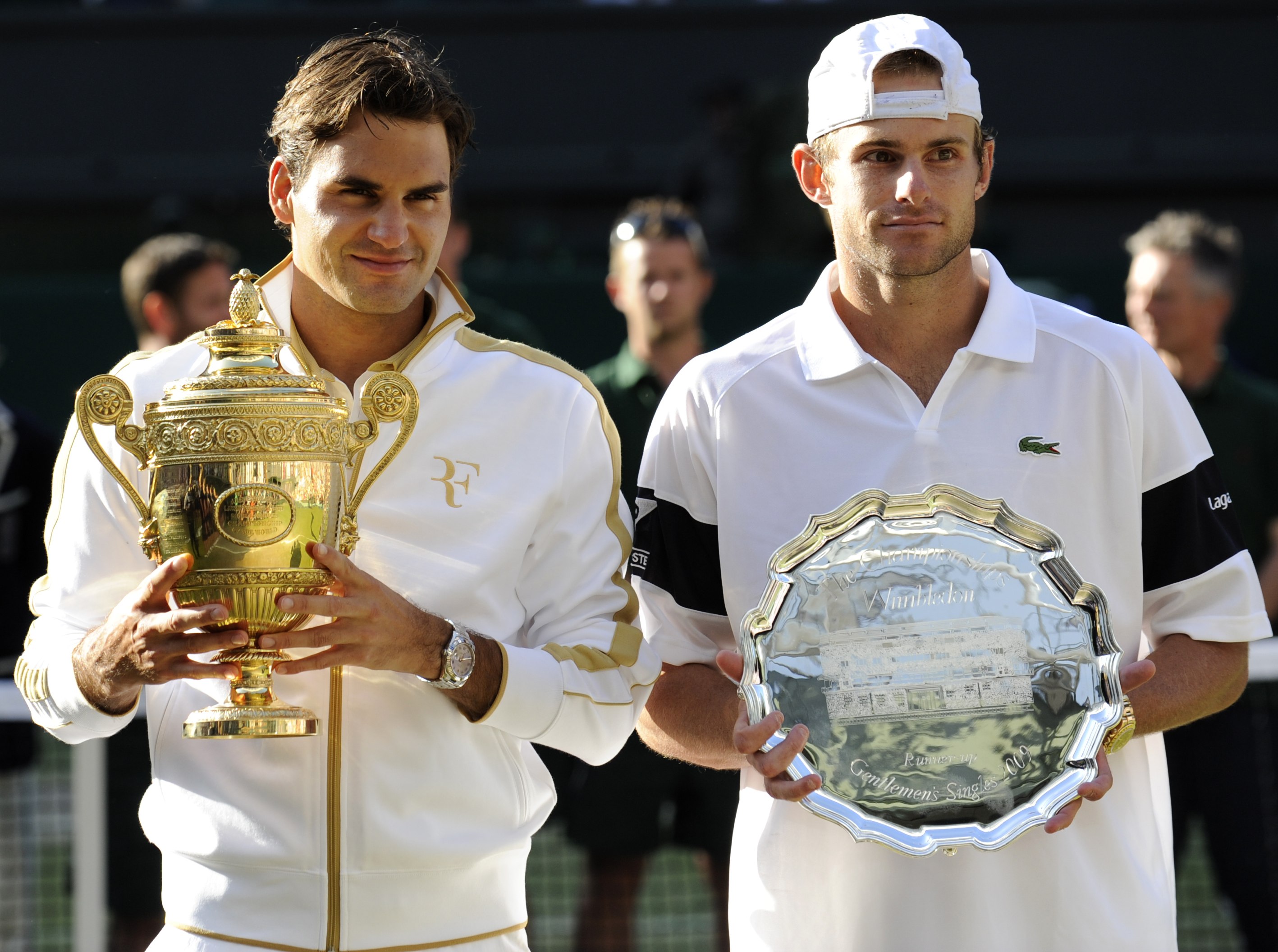 Federer roddick wimbledon duel: a vibrant chapter in tennis history