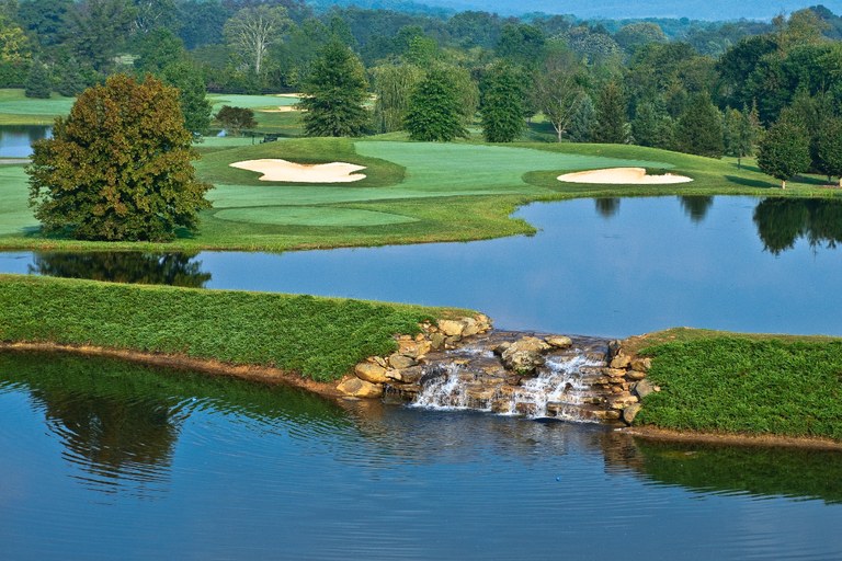 Exciting golf courses for sale in the usa for your perfect game