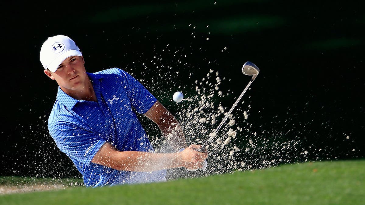 Golf photography 100 plus stunning shots capturing the game’s essence