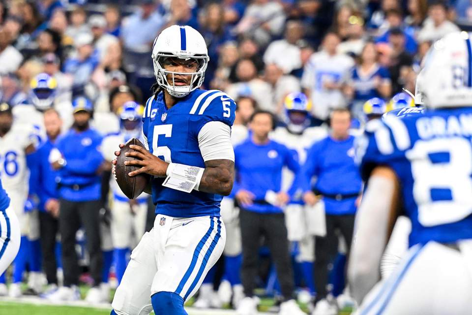 Indianapolis colts pictures capturing record-breaking moments in sports