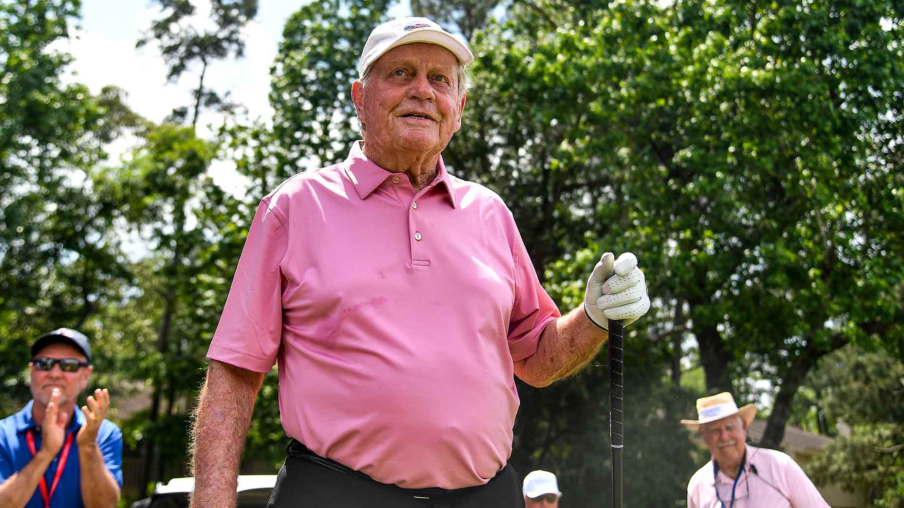 Does jack nicklaus still play golf and dominate the sport today?