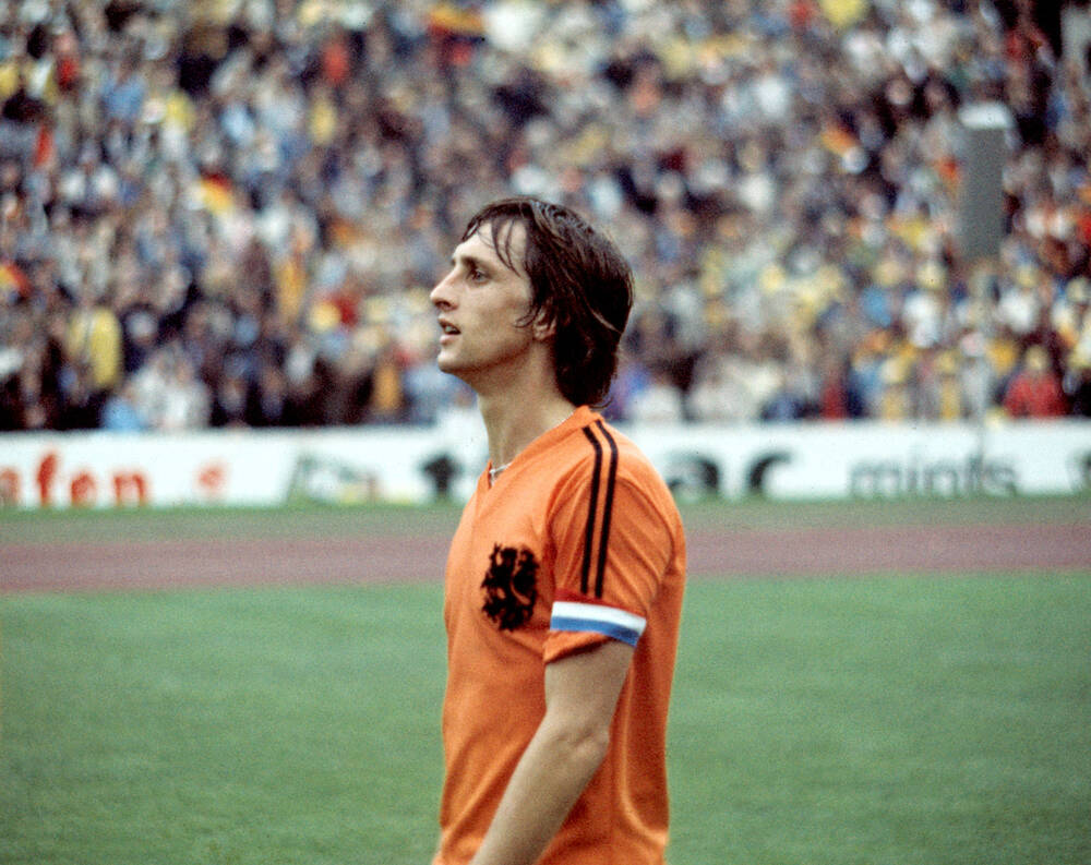 **johan cruyff in 1974** the legendary moments of a football icon