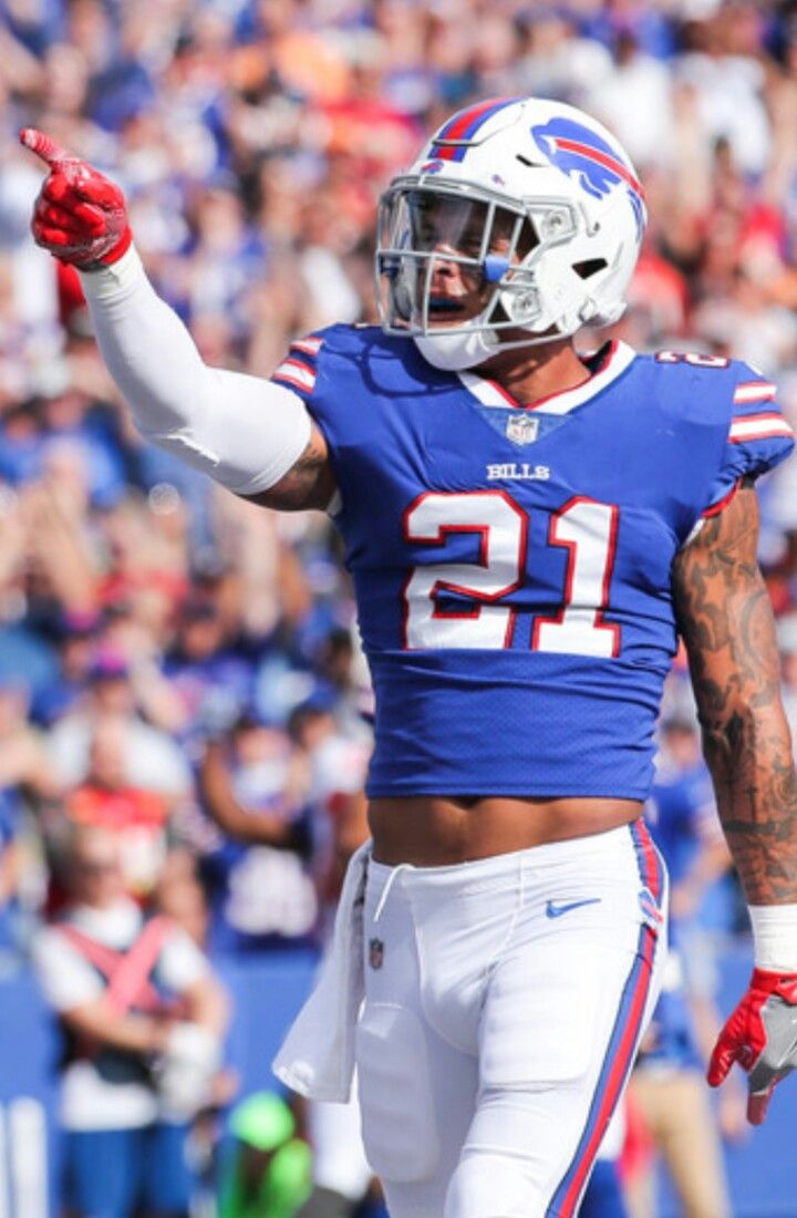 Pioneering jordan poyer wallpaper to enhance your sports collection