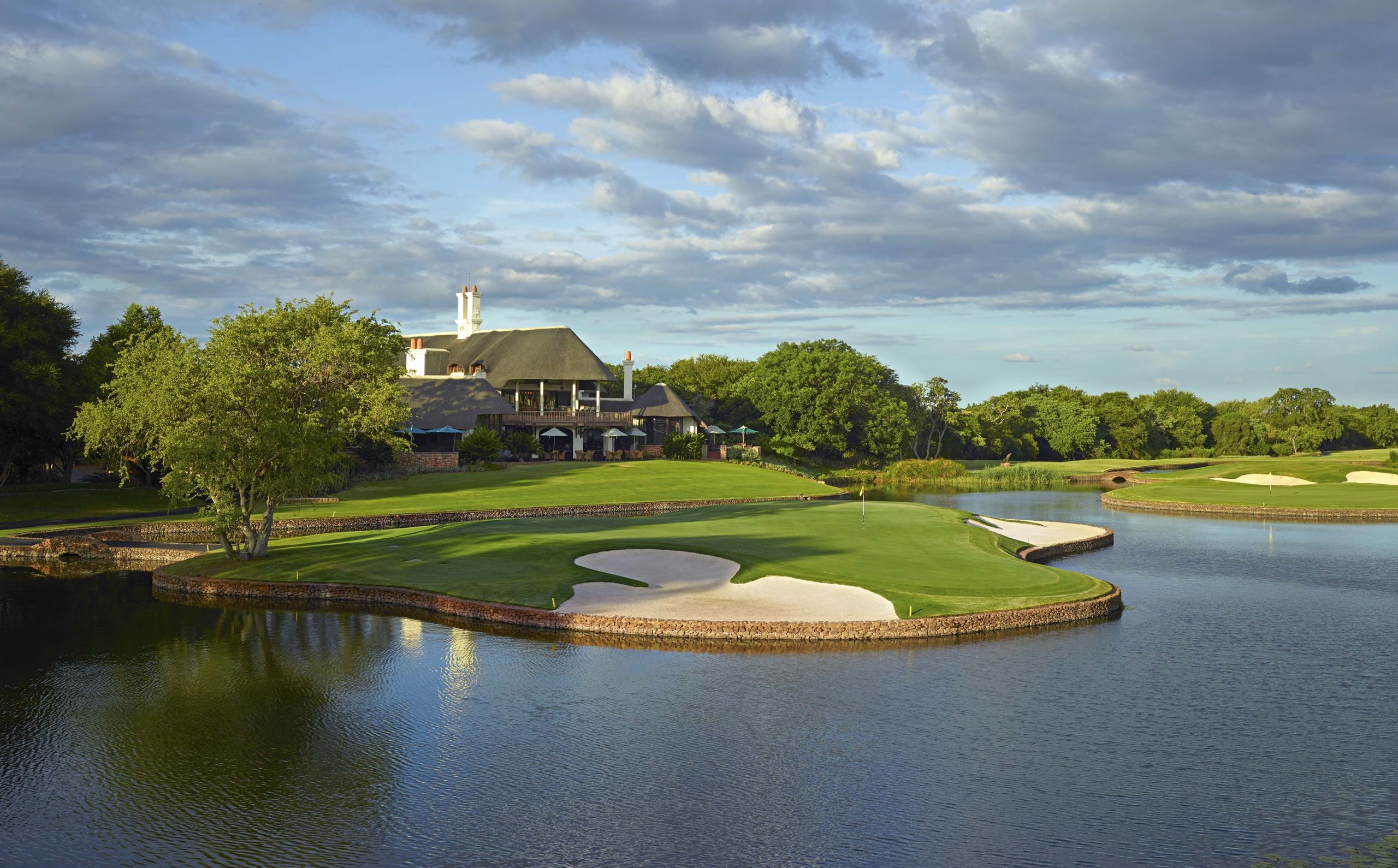 Leopard creek south africa: an invincible golf paradise awaits