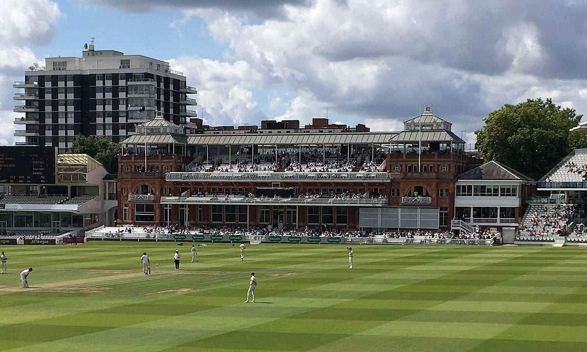 Lord’s cricket ground capacity with record-breaking attendance history