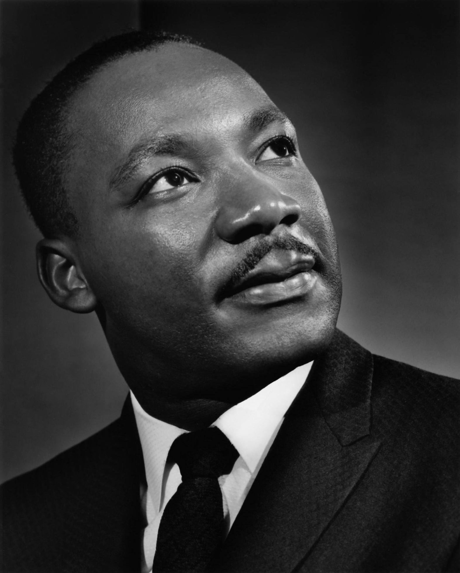 Vibrant martin luther king jr portrait photo capturing his spirit