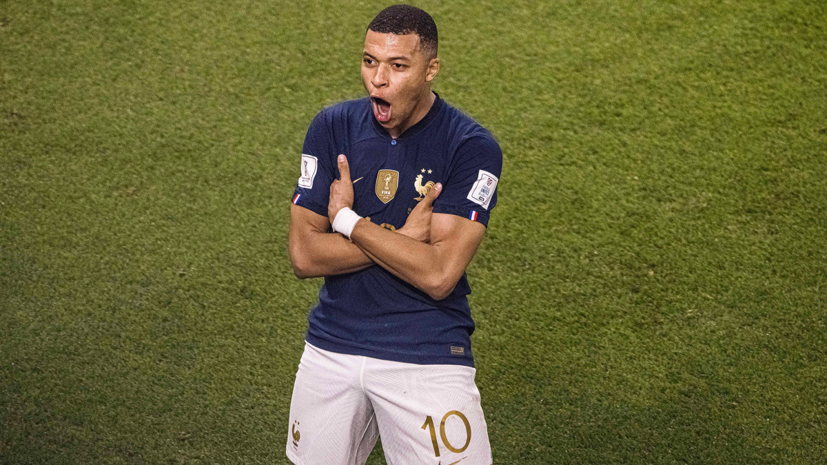 Classic moments from mbappe’s unforgettable world cup celebration