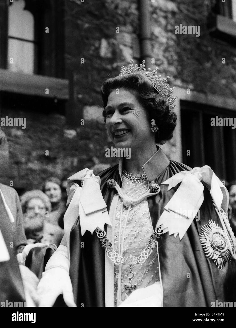 Fast-paced look at queen elizabeth’s memorable moments in 1972