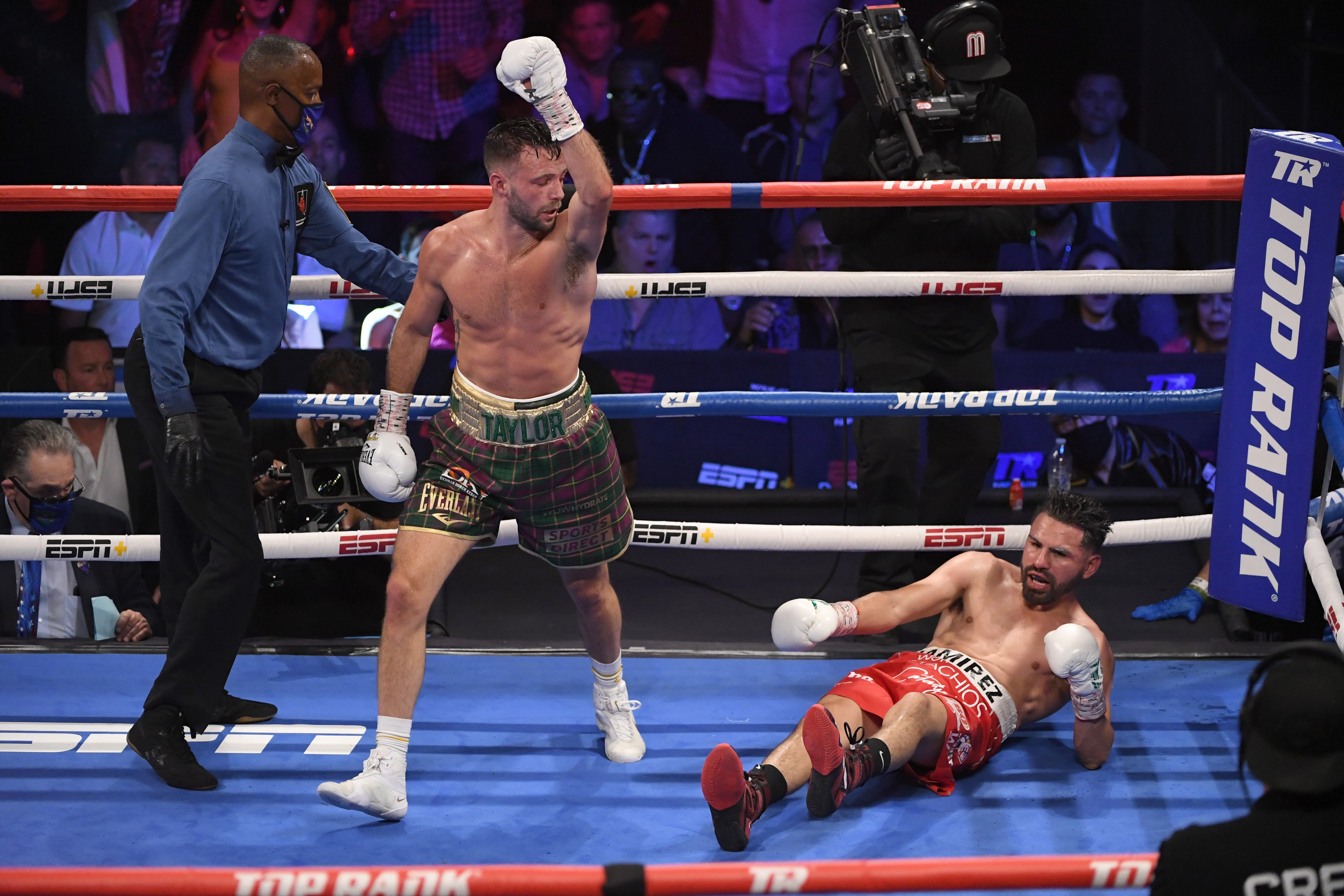 Unique showdown of josh taylor vs jose ramirez in boxing history