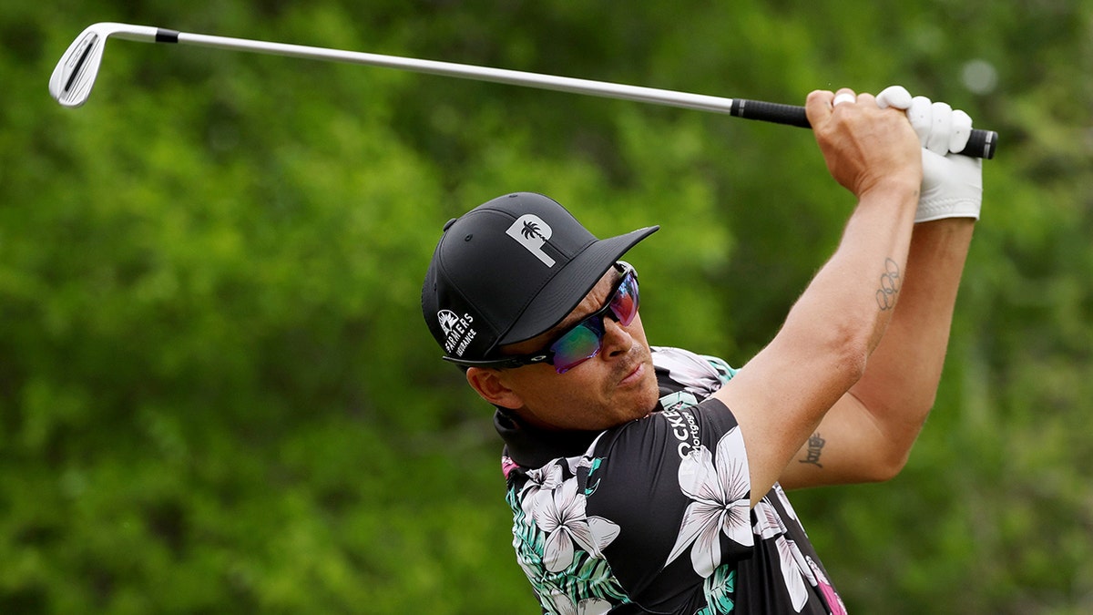 High-performance rickie fowler shines brightly in the dell championship