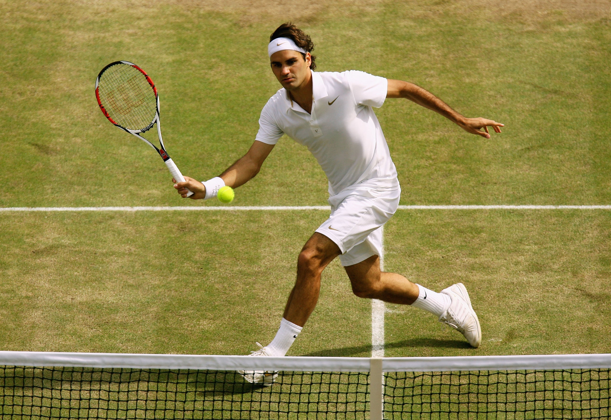 Roger federer best photos showcasing his resilient spirit in sports