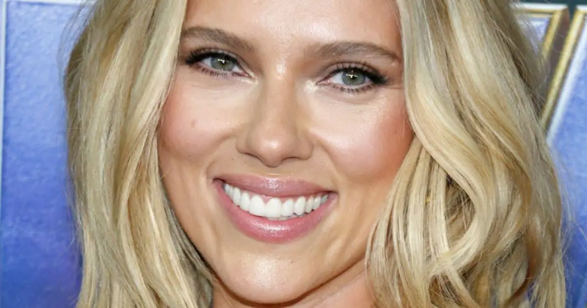 Sleek scarlett johansson smile that lights up the silver screen