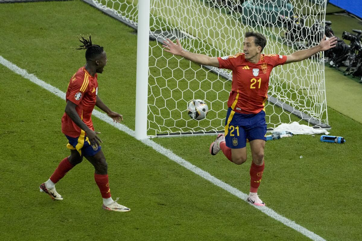 Functional analysis of spain goal vs england in unforgettable matches