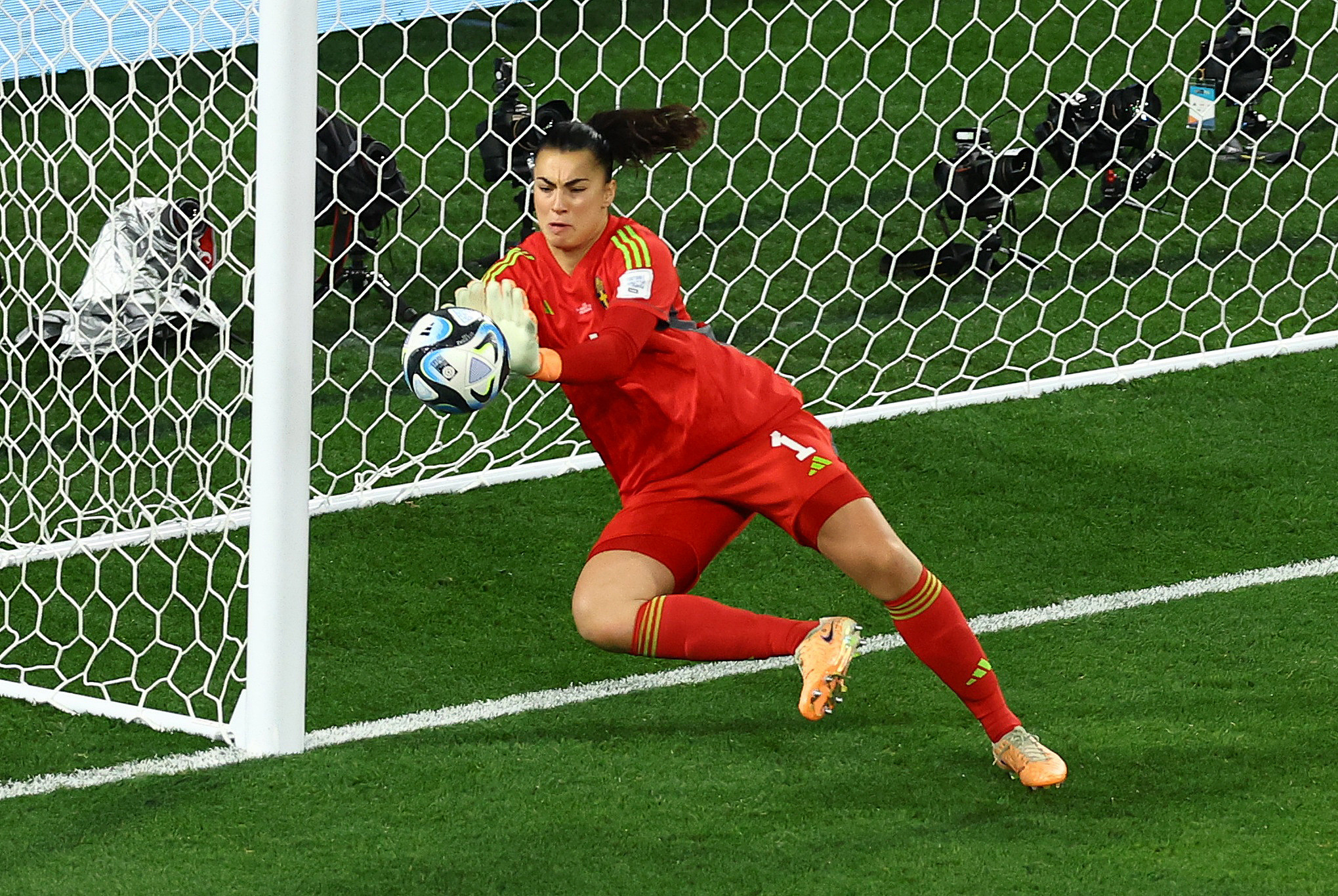 Game-changing sweden goalie soccer stars making waves in football