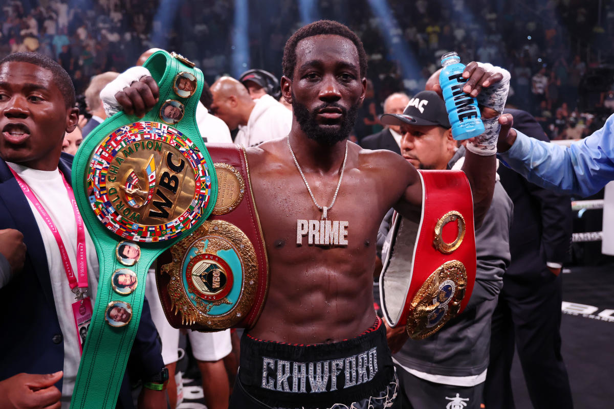 Terence crawford undisputed champion emerges victorious in boxing