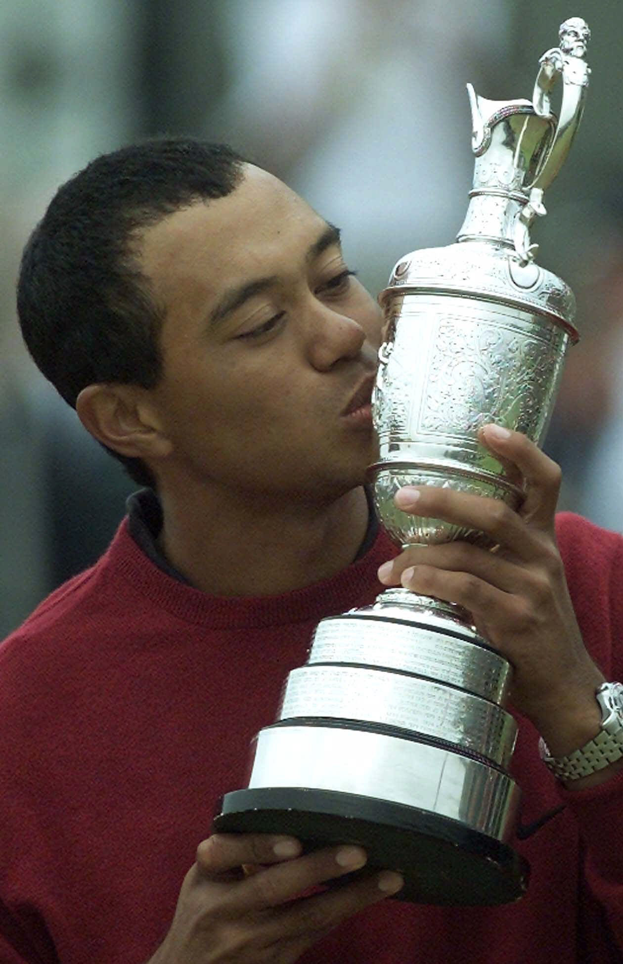 Tiger woods 2000 british open and 999+ legendary moments unleashed
