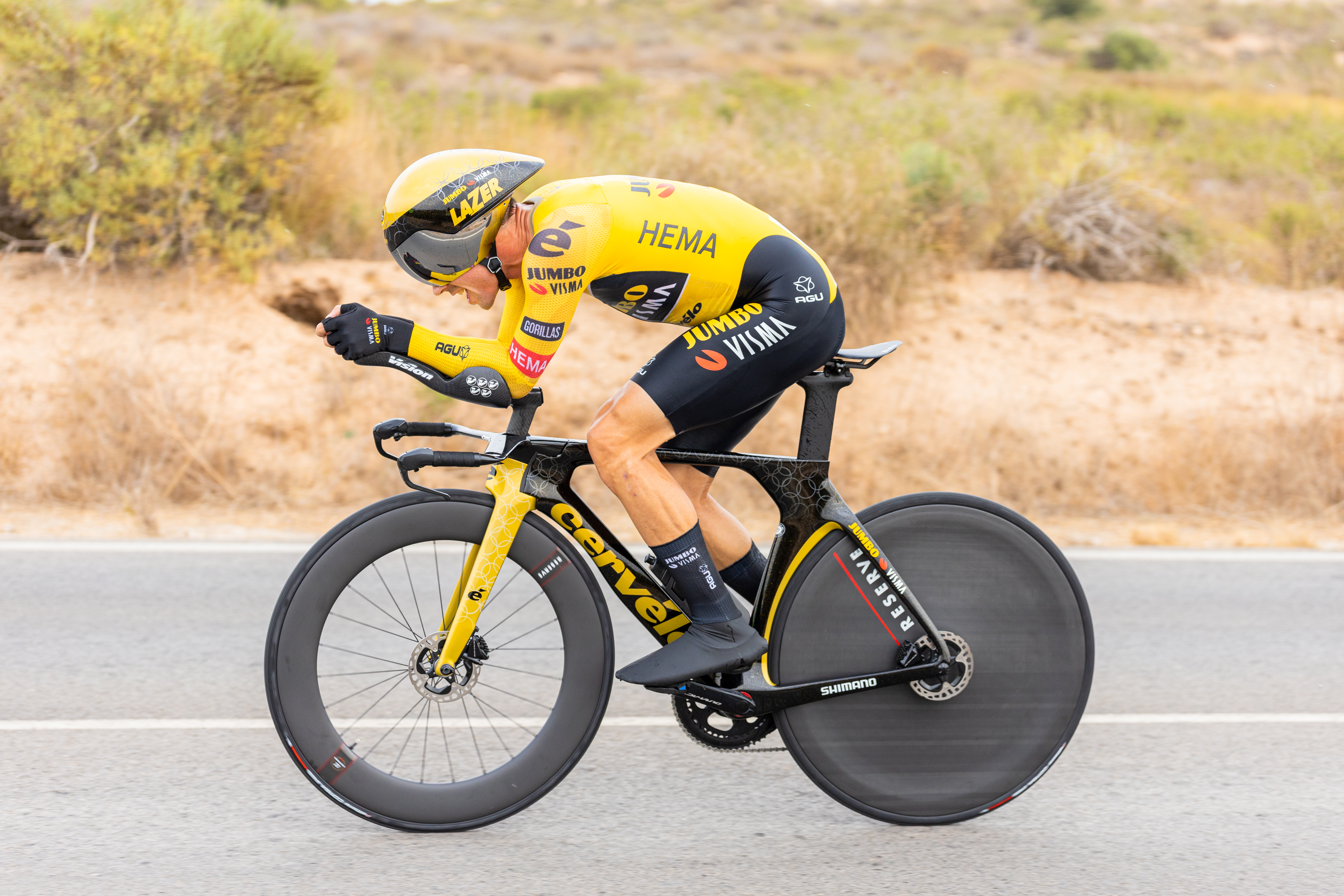 Vuelta time trial: experience the thrill of cycling excellence today