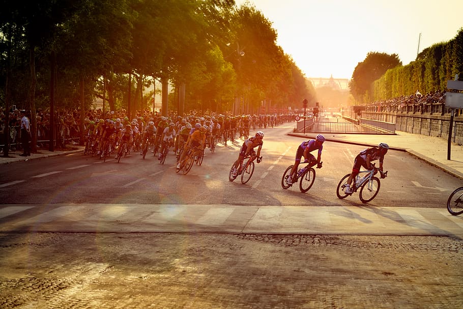 Tour de france wallpaper that captures the spirit of synergy in cycling