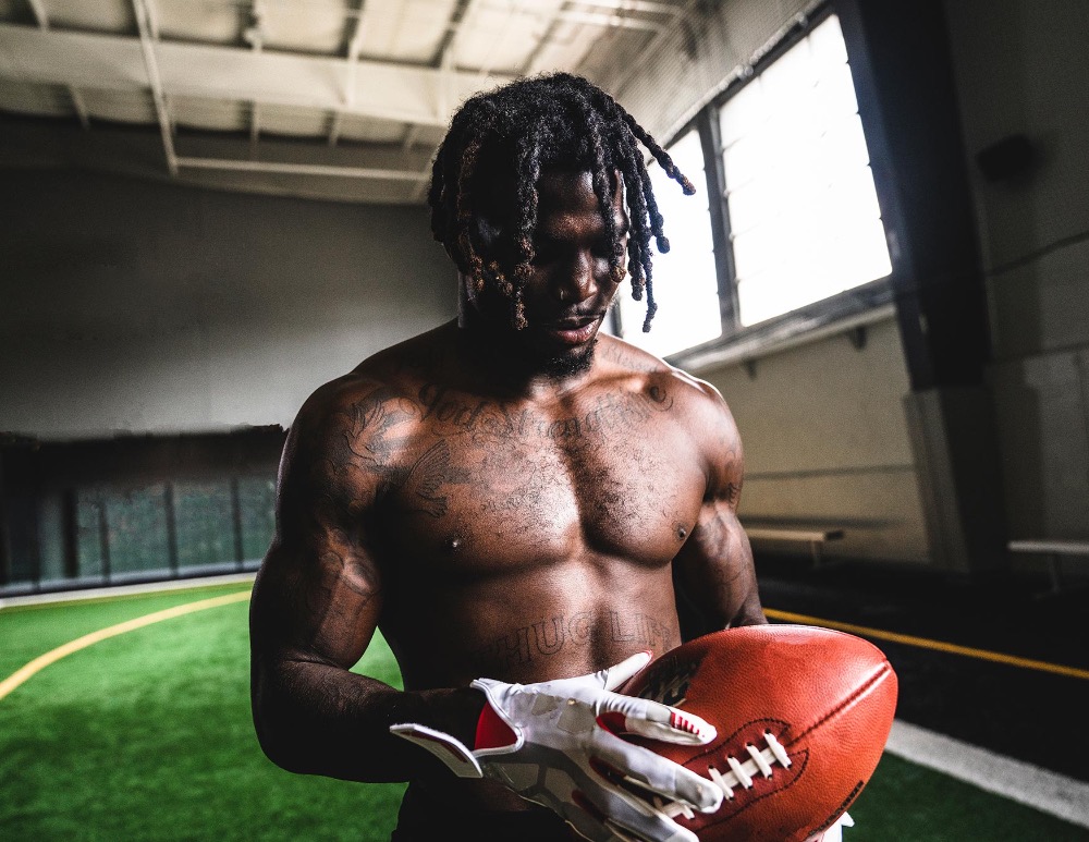 Tyreek hill profile picture showcases his passionate spirit and style