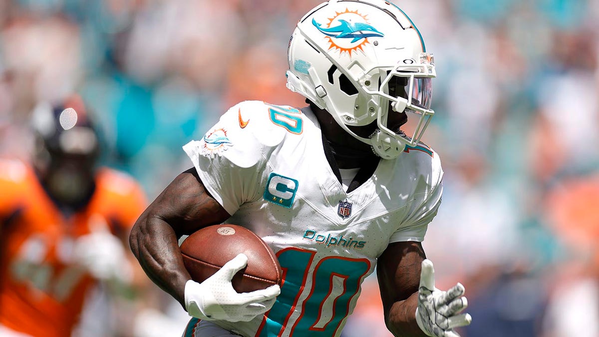 Tyreek hill broncos collaborative efforts reshape nfl landscape