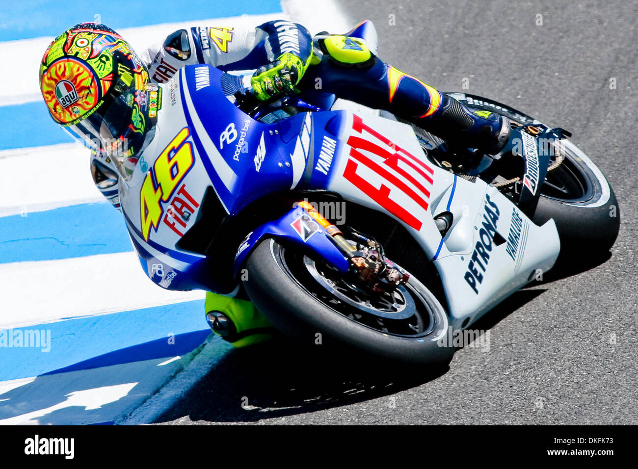 Valentino rossi 2009 fast-paced highlights of a legendary season